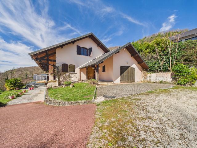 Maison individuelle Rare à la vente Monterminod Saint Alban Leysse 377 m2