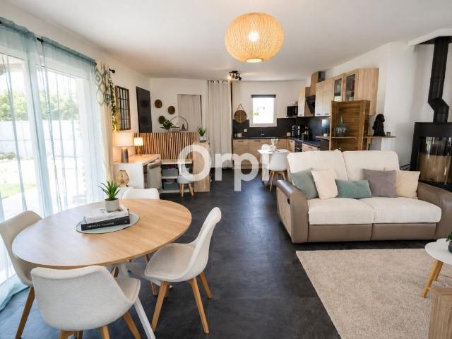 MAISON INDIVIDUELLE RÉCENTE/MODERNE EN PLAIN PIED CALME / SANS VIS À VIS JARDIN CLOS PROCHE DES COMMODITÉS AUCUN TRAVAUX À PRÉVOIR / CLEFS EN MAIN