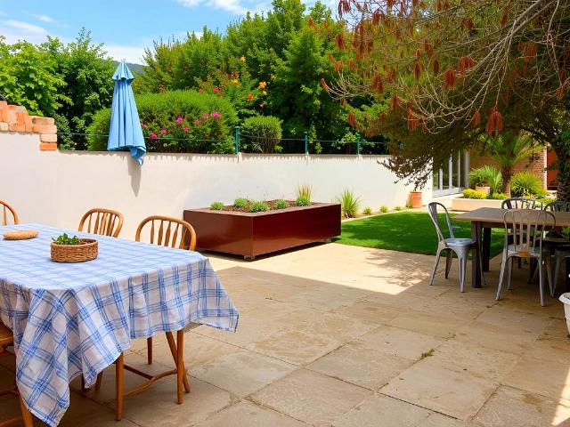 Maison individuelle sur Istres sud les T5 103 m2 + jardin 100M2 + Garage fermé