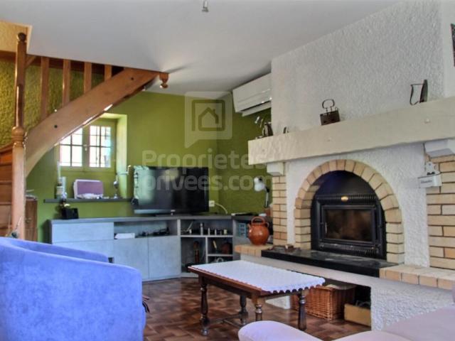 maison INDIVIDUELLE, Saint pierre de curtille, 4 pièce s 80 m2, 2 chambres avec deux garage un car port