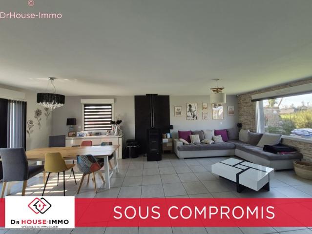 Maison individuelle semi plain pied 3 chambres avec jardin et garage