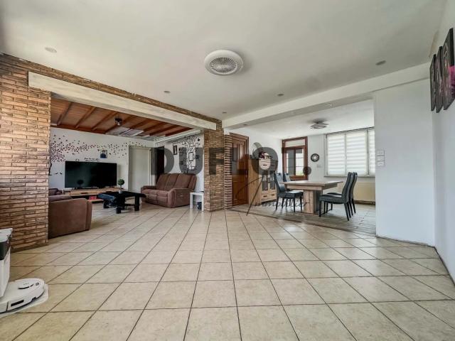Maison individuelle semi plain pied avec studio indépendant. 140m² Fressin