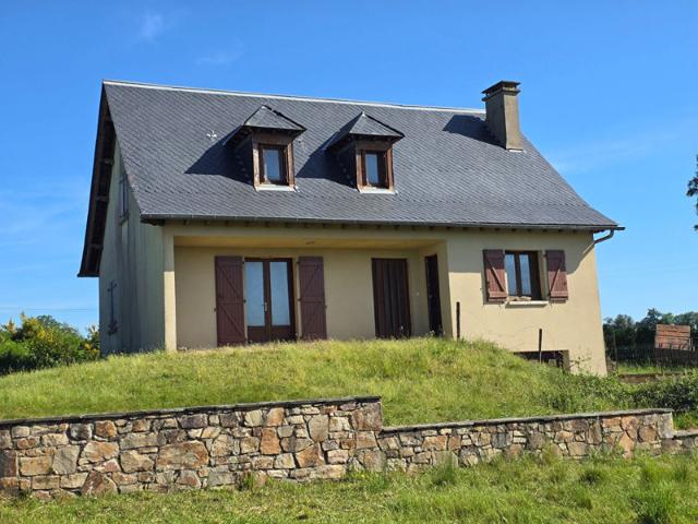 Maison individuelle T4 avec garage Trémouilles
