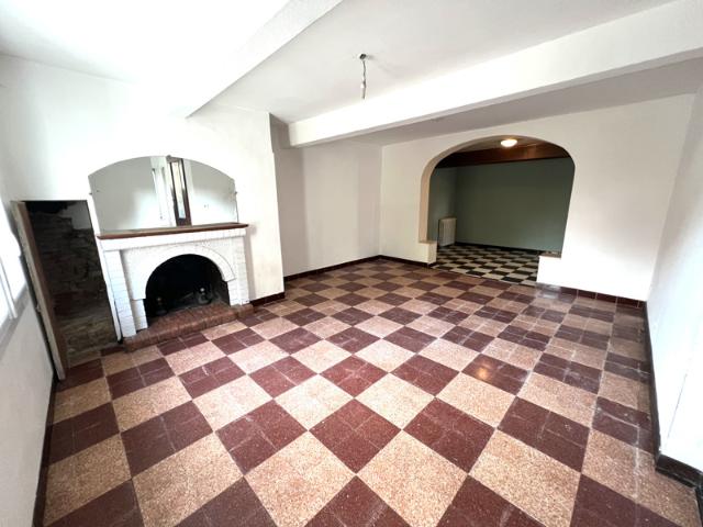 Maison individuelle T5/6 située au coeur de Lacroix Falgarde