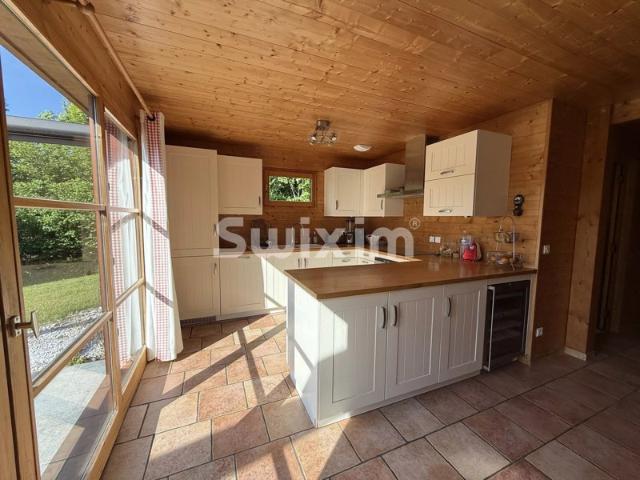Maison individuelle T6 de 130m2 sur terrain de 1'100m2!