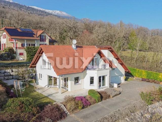 Maison individuelle T8 de 205m2 sur terrain de 1'000m2!