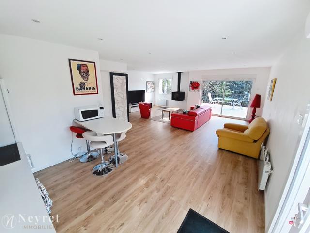 Maison individuelle totalement rénovée de 140 m2 sur 1850 m2