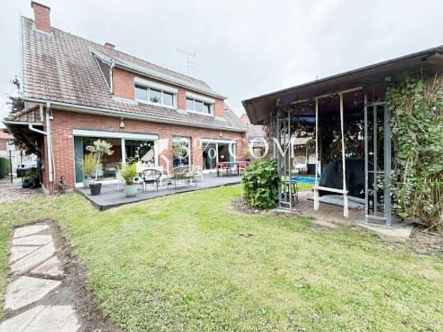 MAISON INDIVIDUELLE 160 m2 4 CH+Dressing grand jardin!