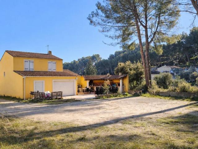 MAISON INDIVIDUELLE 160m² – 5 CHAMBRES – TERRAIN ~1 000 m² – CALME ABSOLU
