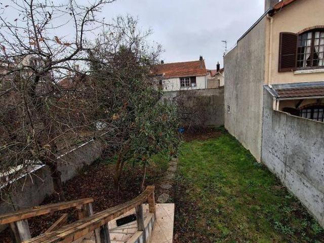 Maison individuelle – 107 m² au sol 72 m² habitable + sous so