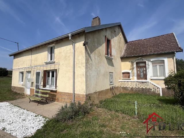 Maison individuelle 104 m2 avec dépendances et terrain de 2