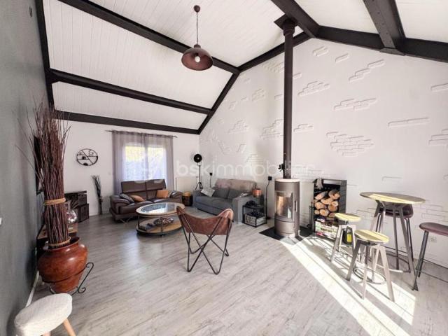 QUARTIER DES GRANDS CHAMPS ! MAISON INDIVIDUELLE 121 m² 4 CHAMBRES EXTENSION DPE C TERRAIN 512 m² CALME & RECHERCHÉ