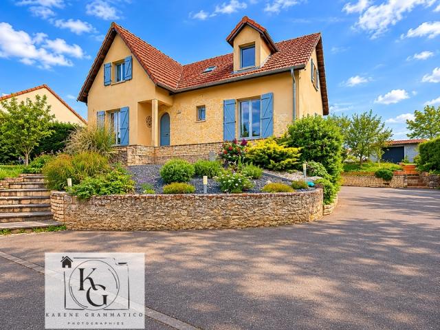 Maison individuelle avec sous sol complet – 130 m² – Terrain 9 ares – Secteur recherché
