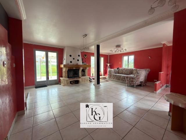 Maison individuelle avec sous sol complet – 130 m² – Terrain 9 ares – Secteur recherché