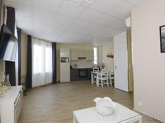 Maison individuelle 1 chambre meublée Porte de Versailles Paris 15°