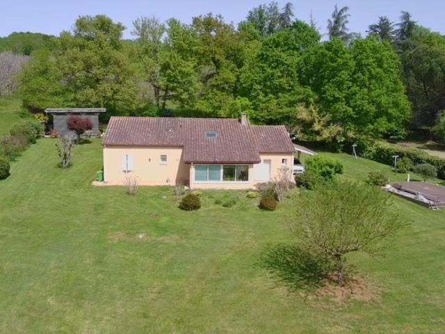 Maison individuelle 2008 au calme absolu avec piscine et g. 140m² Cazals