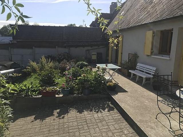 Maison individuelle 2 chambres meublée avec garage, terrasse et jardin Montreuil Sur Brêche 60480