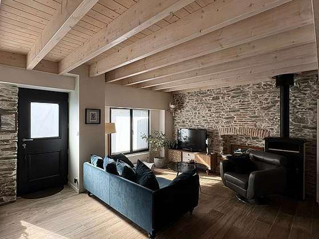 Maison individuelle 2 chambres meublée avec jardin et cheminée Pont Saint Martin 44860