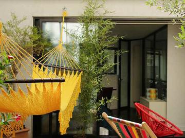 Maison individuelle 2 chambres meublée avec terrasse, cheminée et barbecue Porte de Clignancourt Paris 18°