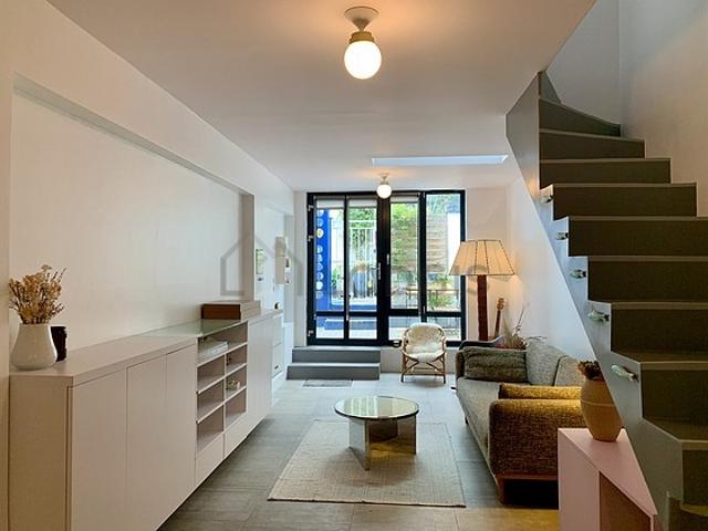 Maison individuelle 2 chambres meublée avec terrasse, concierge et local à vélos Canal Saint Martin Paris 10°