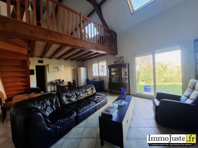 Maison individuelle 4 chambres 2 séjours Sous sol