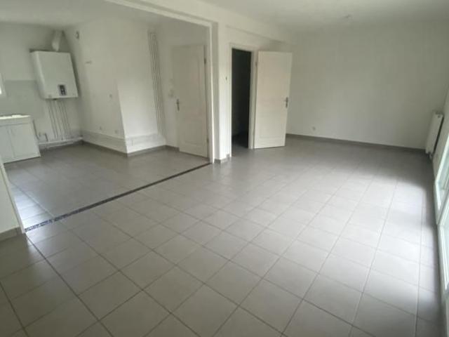 Maison individuelle 4 chambres à Sainte Marie aux Chênes