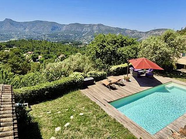 Maison individuelle 4 chambres meublée avec piscine, terrasse et jardin Sud Est d'Aix en Pce