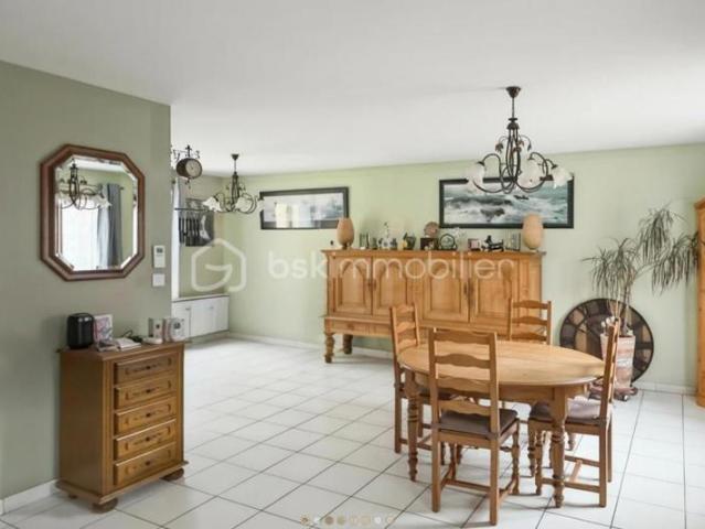 Maison individuelle 4 pièces avec jardin et garage à vendre à Comines secteur calme et recherché