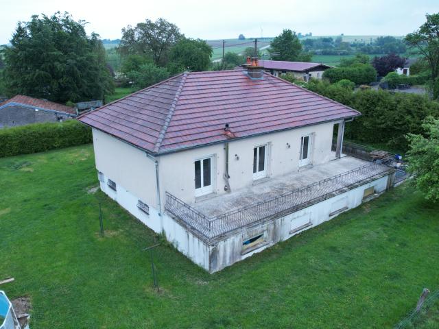 Maison individuelle 5 chambres proche de Vittel