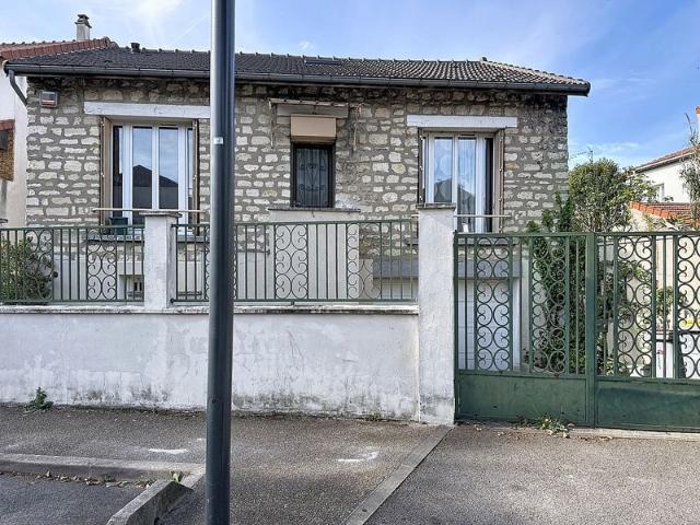MAISON INDIVIDUELLE 5P AVEC JARDIN & GARAGE — ROMAINVILLE 93230