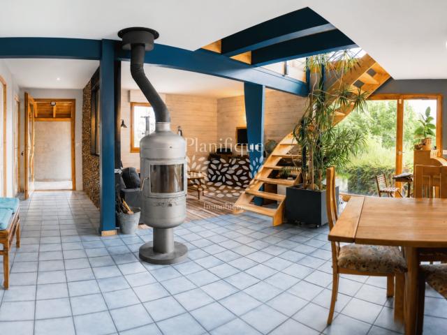 Maison individuelle 6 pièces 140 m2 habitables Frangy