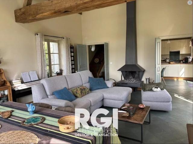 Maison individuelle 7 pièces 4 chambres
