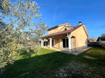 Maison individuelle 95 m² sur terrain 430 m²– Construction 2007 – Béligneux 01360