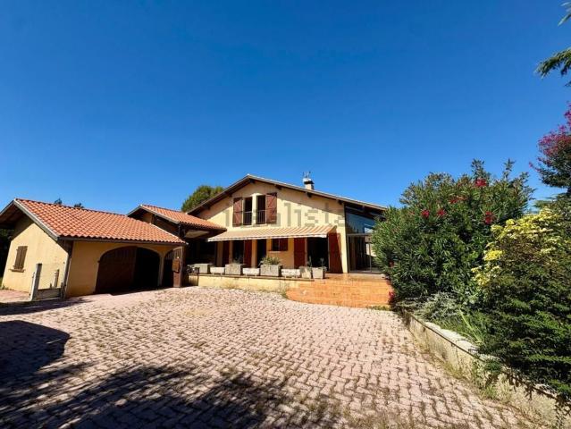 Maison, Ibos