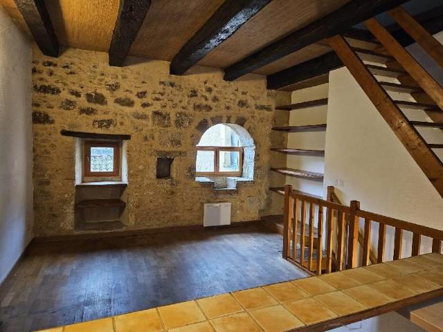 Maison Idéalement située au cur de Lalinde, cette maison e. 67m² Lalinde