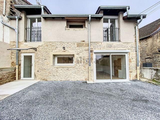 Maison, Igé