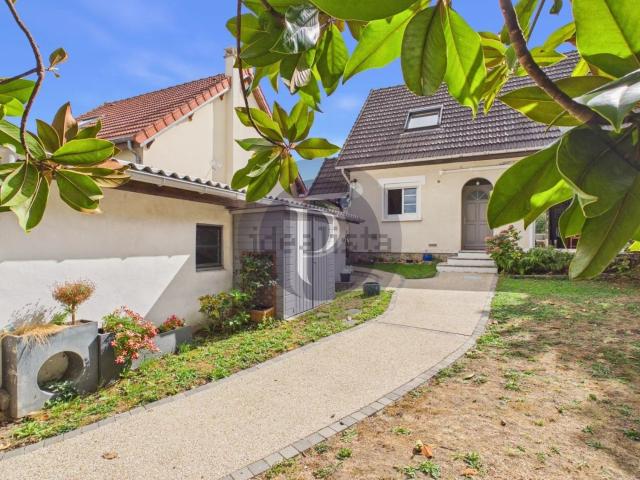 Maison, Igny
