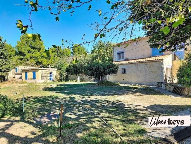 Maison, Istres