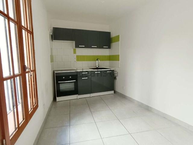 Maison, Istres