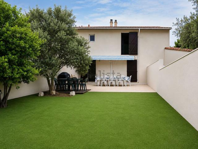 Maison, Istres