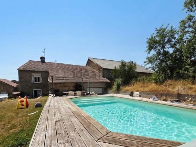 Maison, Is en Bassigny