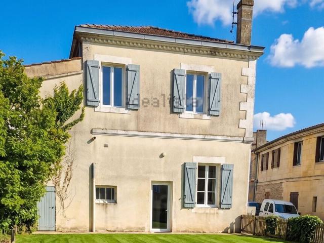 Maison, Isle Saint Georges