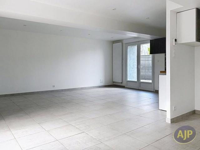Maison Issé 4 pièce s 92.45 m2
