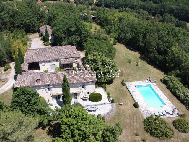 Maison, Itzac