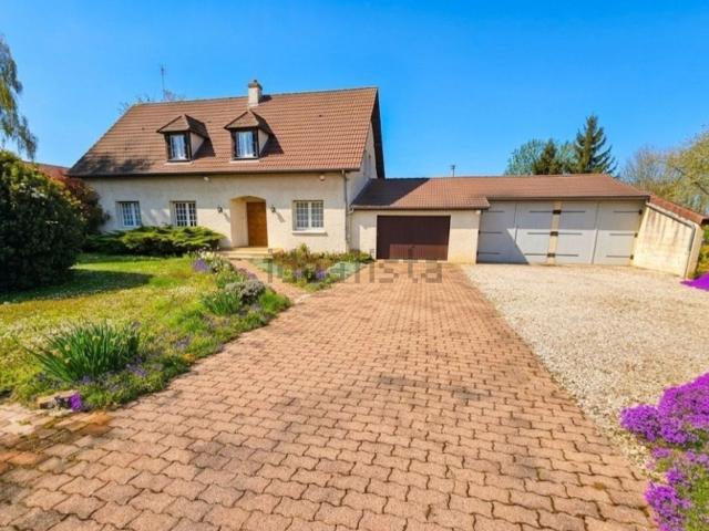 Maison, Izier