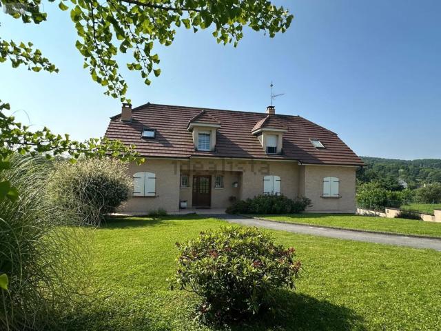 Maison, Jouhe