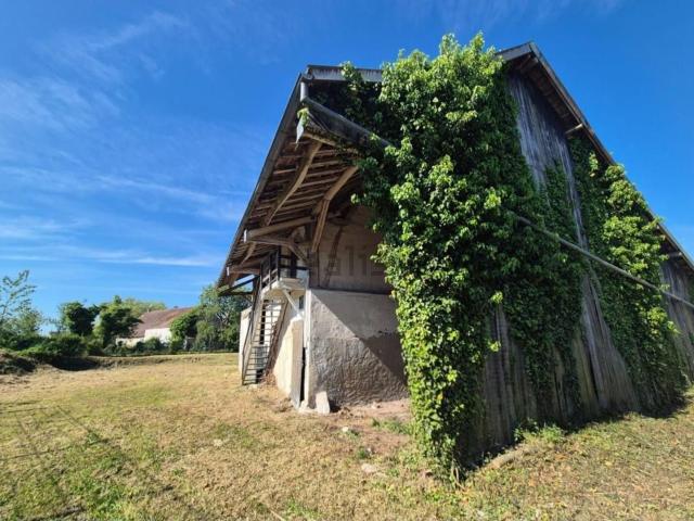 Maison, Jouy le Châtel