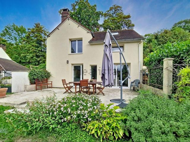 Maison, Jouy sous Thelle