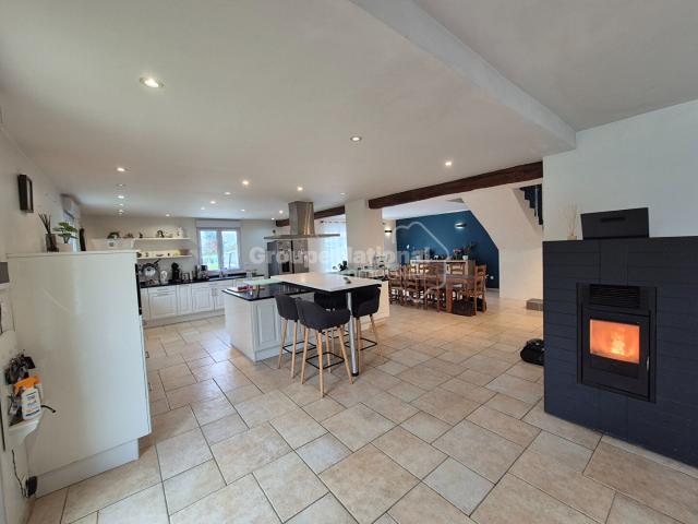 Maison Jouy Sous Thelle 9 pièce s 279.05 m2