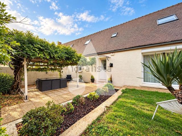 Maison, Jouy sur Morin